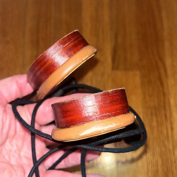 Free People size 6 black leather flats / sandals with ties - Picture 6 of 9